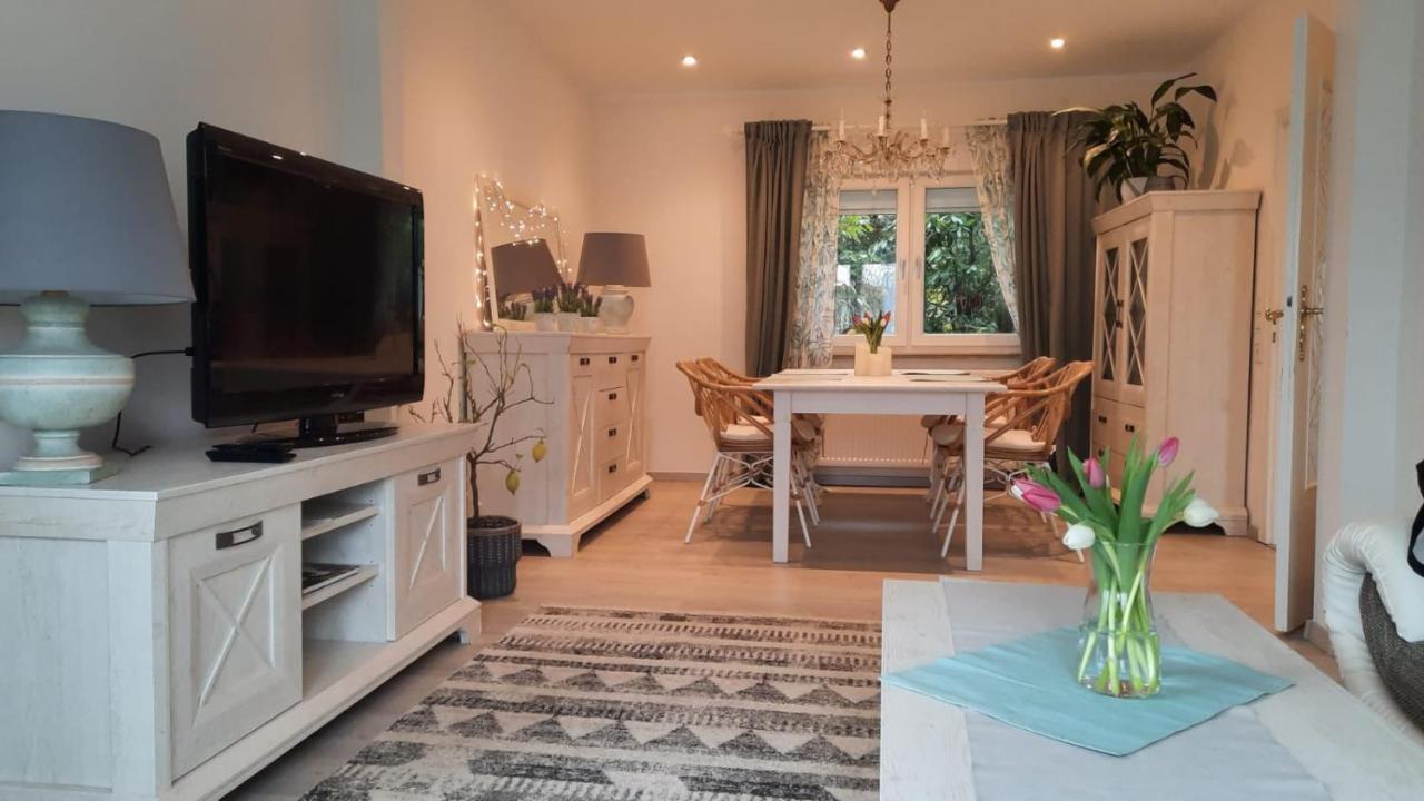 Ferienhaus "Villa Am Eck" Eichenzell Exteriör bild